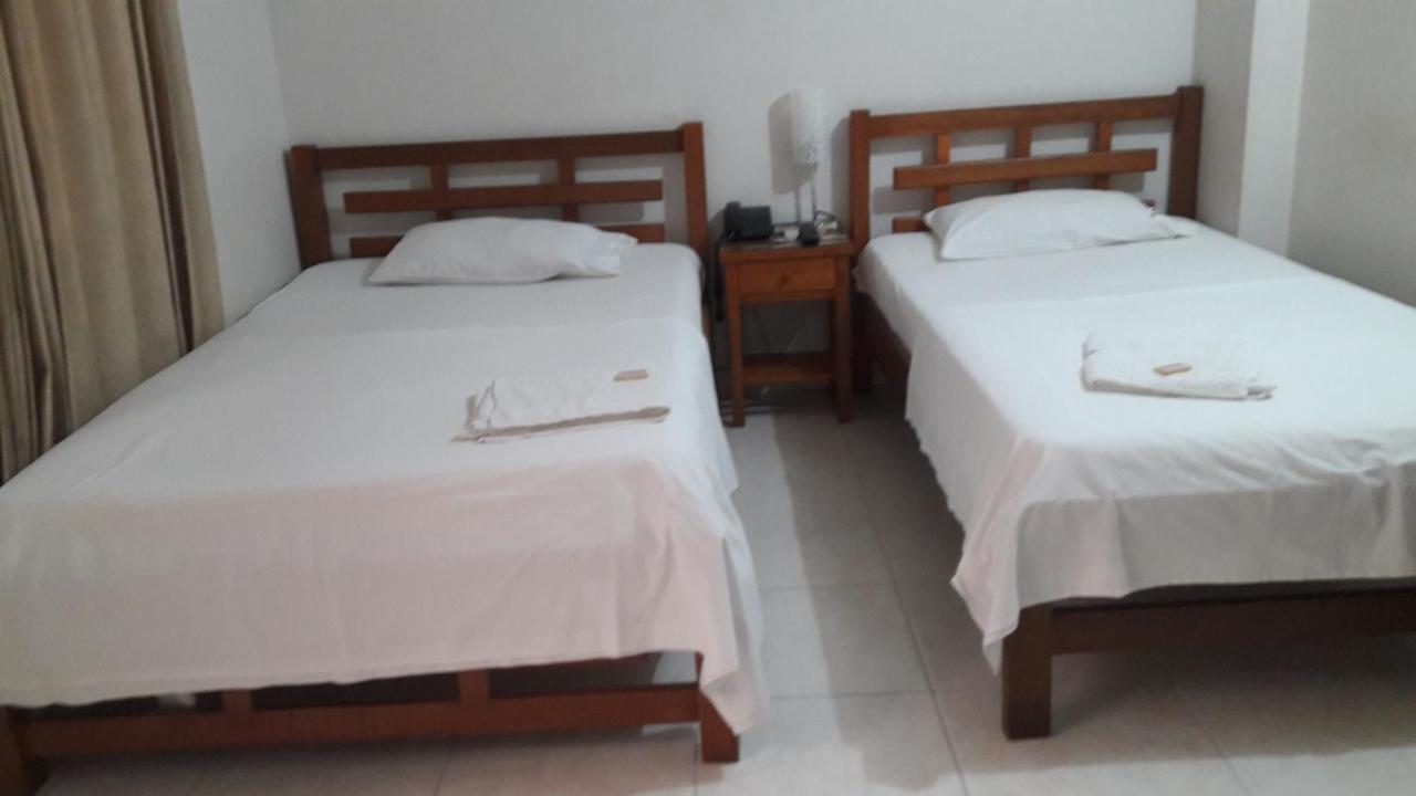 Hotel Comercial Neiva Neiva  Buitenkant foto