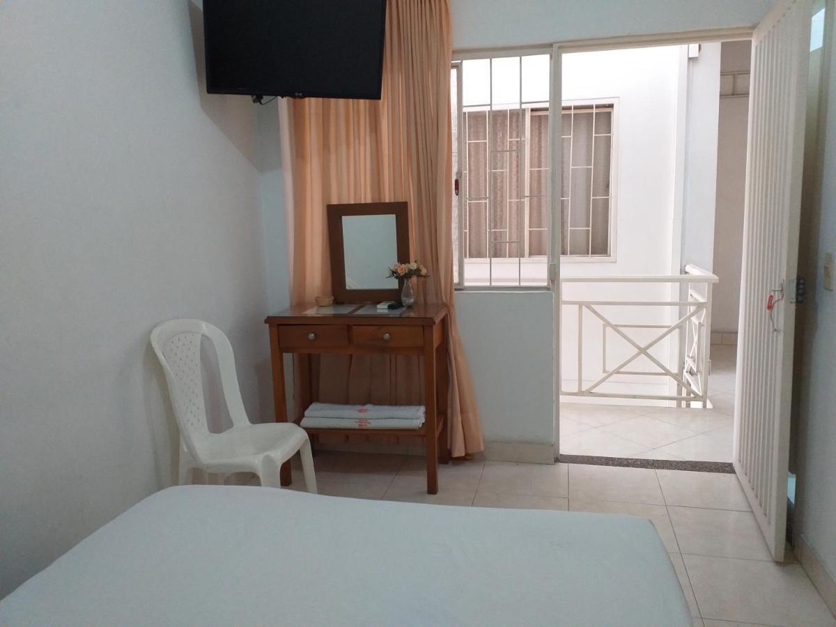 Hotel Comercial Neiva Neiva  Buitenkant foto